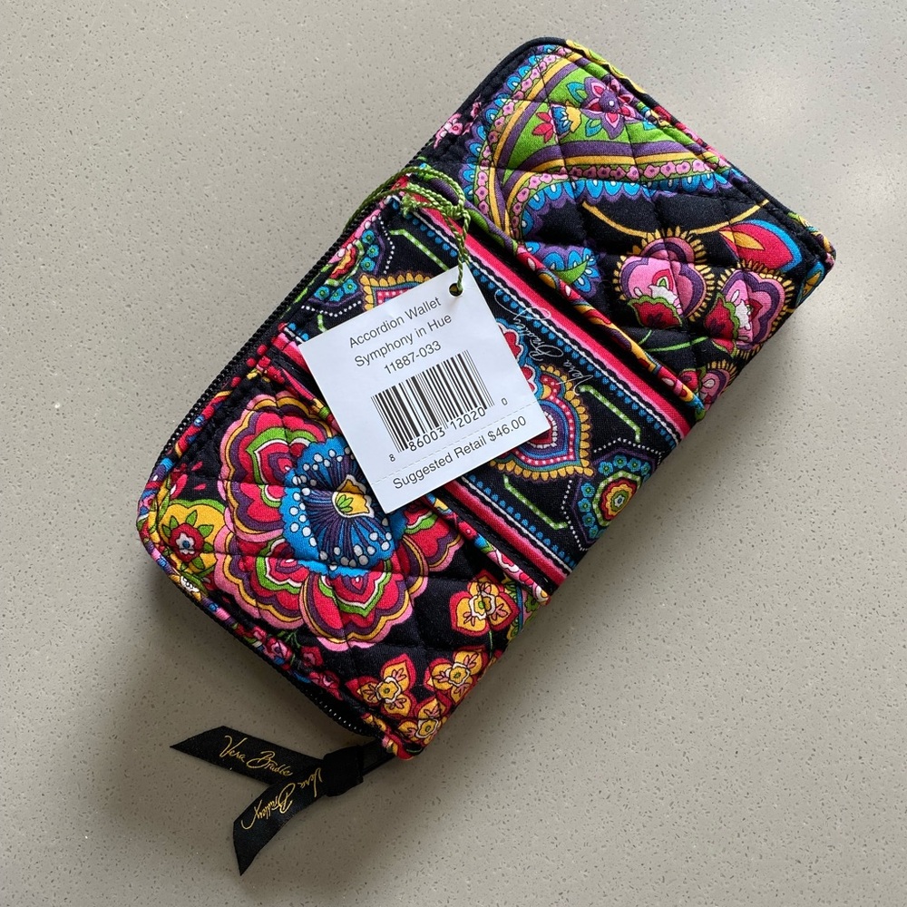 NWT Vera Bradley Accordion Wallet in Symphony In Hue